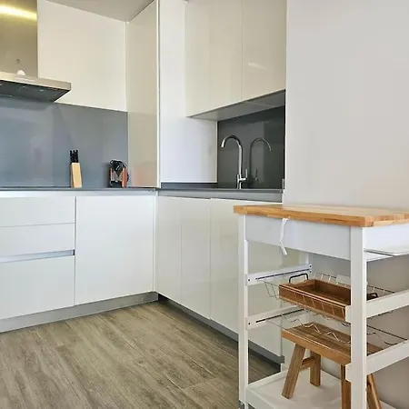 Appartement 2 Bed In Le Mirage Iii, Cancelada *