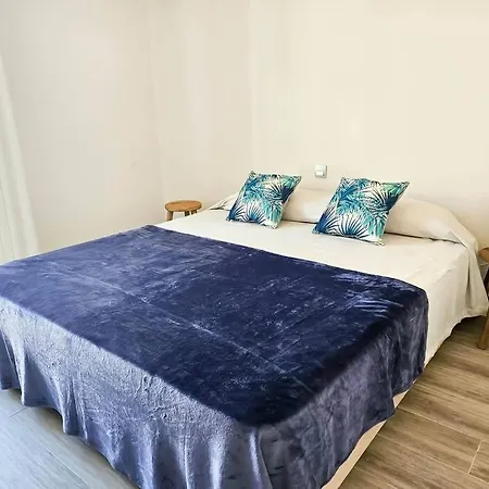Appartement 2 Bed In Le Mirage Iii, Cancelada Estepona