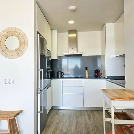 Appartement 2 Bed In Le Mirage Iii, Cancelada