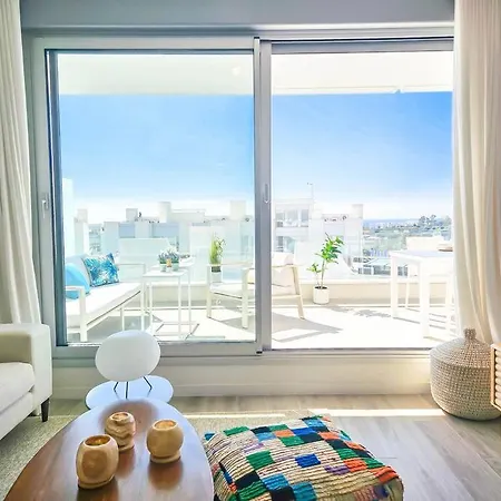 2 Bed In Le Mirage Iii, Cancelada Appartement Estepona