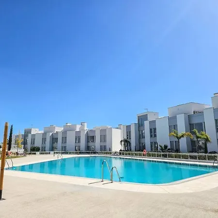 Appartement 2 Bed In Le Mirage Iii, Cancelada Estepona