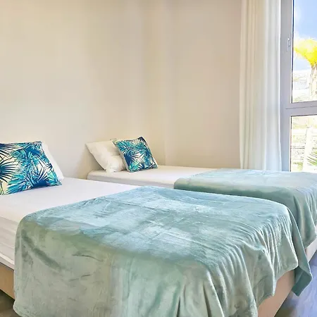 2 Bed In Le Mirage Iii, Cancelada Apartment *