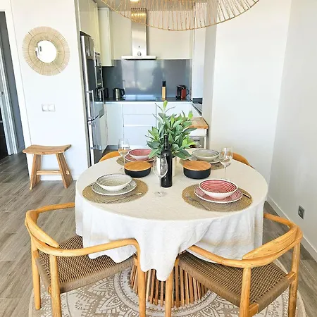 2 Bed In Le Mirage Iii, Cancelada Appartement *