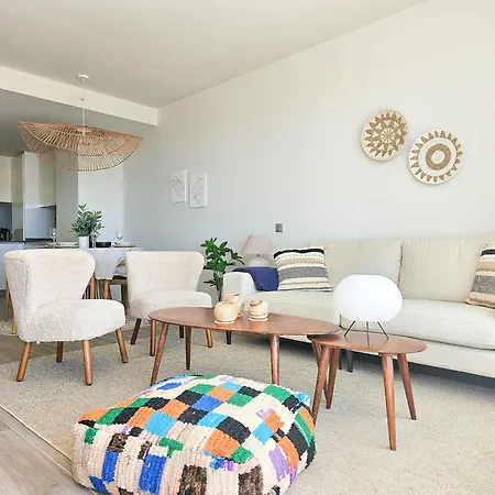 Appartement 2 Bed In Le Mirage Iii, Cancelada Estepona