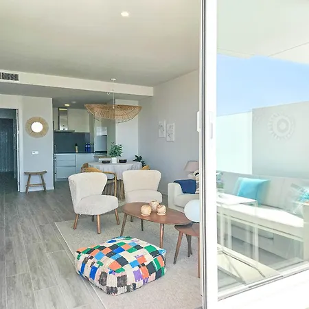 Apartment 2 Bed In Le Mirage Iii, Cancelada *